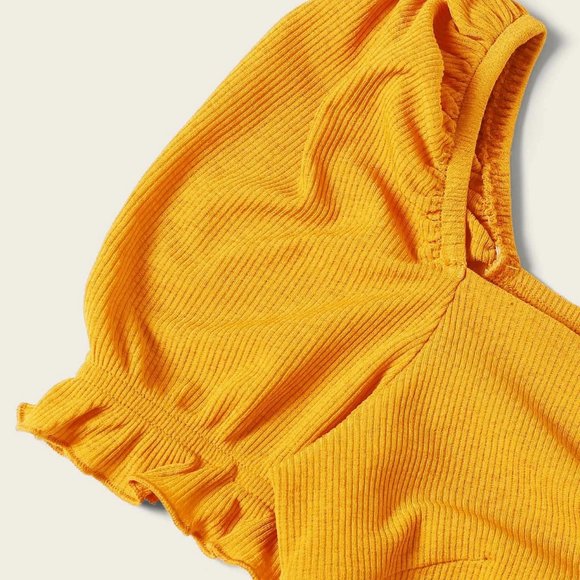 Sweetheart Neck Knot Front Crop Top NWOT - Picture 4 of 4